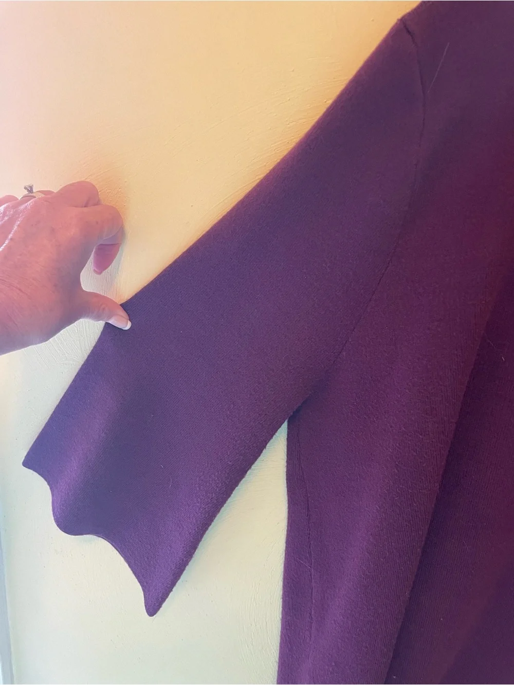 AVARA Ribbed Crewneck Sweater in Aubergine